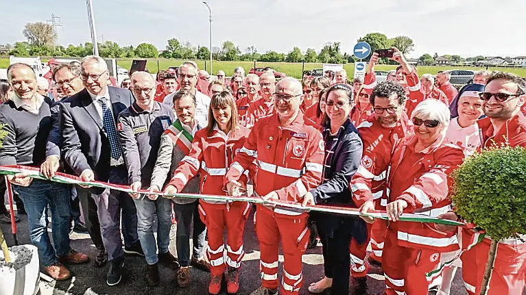 L’inaugurazione a Udine del nuovo autoparco della Cri (foto Petrussi)