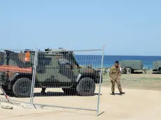 Savelletri, una frazione del comune di Fasano, in provincia di Brindisi, si prepara al G7 con eliporti e antenne per la telecomunicazioni, prove di volo e campi allestiti dall'Aeronautica Militare, dinanzi a Borgo Egnazia, 08 giugno 2024. /// Savelletri, a hamlet of the municipality of Fasano, in the province of Brindisi, is preparing for the G7 Summit with heliports and telecommunications antennas, flight tests and fields set up by the Italian Air Force, in front of Borgo Egnazia, Italy, 08 June 2024. The G7 Summit will be held in Borgo Egnazia, in the municipality of Fasano in Puglia, from 13 to 15 June 2024. ANSA/ DONATO FASANO