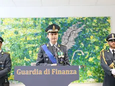 Al centro il comandante Commentucci