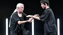 Un momento dello spettacolo