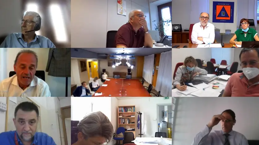 Un’immagine della riunione a distanza di giovedì pomeriggio della task force regionale anti-Covid