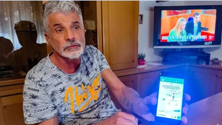 Stefano Pellegrini, 58 anni, è accusato di aver tentato di sfregiare il viso della ex, rimasta ferita a un occhio