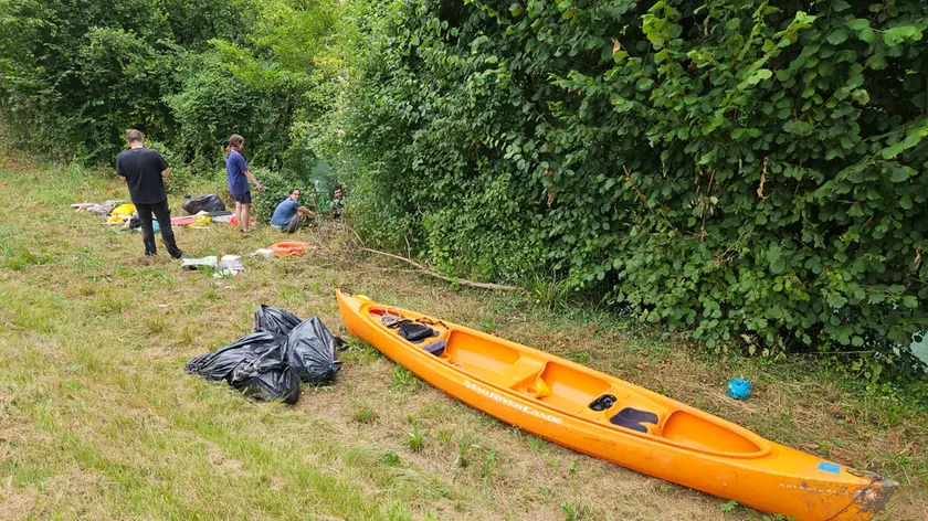 La canoa che si è ribaltata nel Livenza