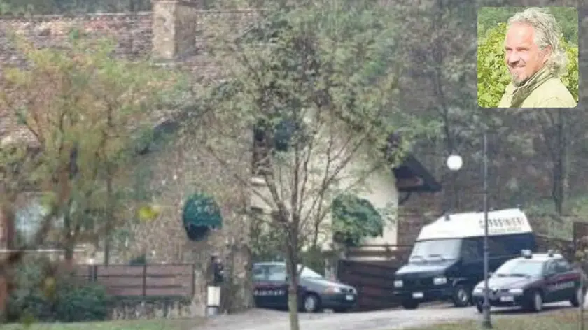 La villa a Manzano dove fu uccisa Tatiana Tulissi, l’allora compagna di Paolo Calligaris (nel riquadro)
