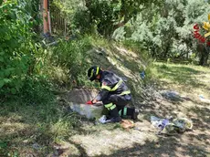 Salvata dai vigili del fuoco una bimba di 7 anni, caduta in un pozzo a Cingoli (MC), è stata recuperata dal personale del nucleo SAF (Speleo Alpino Fluviale) con una manovra su corda, 19 luglio 2022. ANSA/Uff stampa Vigili del fuoco