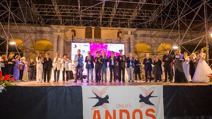 Un momento della serata Andos