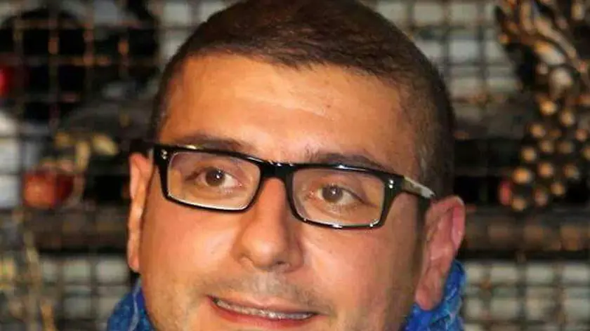 Foto tratta da facebook dell'avvocato Francesco Pagliuso, assassinato a Lamezia Terme, 10 agosto 2016. ANSA/FACEBOOK +++ ANSA PROVIDES ACCESS TO THIS HANDOUT PHOTO TO BE USED SOLELY TO ILLUSTRATE NEWS REPORTING OR COMMENTARY ON THE FACTS OR EVENTS DEPICTED IN THIS IMAGE; NO ARCHIVING; NO LICENSING +++