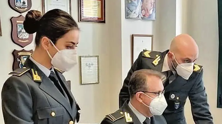 Gli accertamenti sui bonifici sono stati condotti dalla Finanza