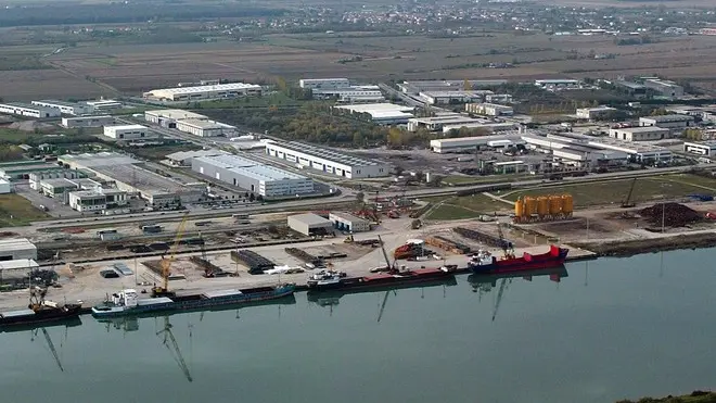 San Giorgio Di Nogaro. Zona Industriale Aussa Corno. Telefoto copyright Petrussi Foto Press