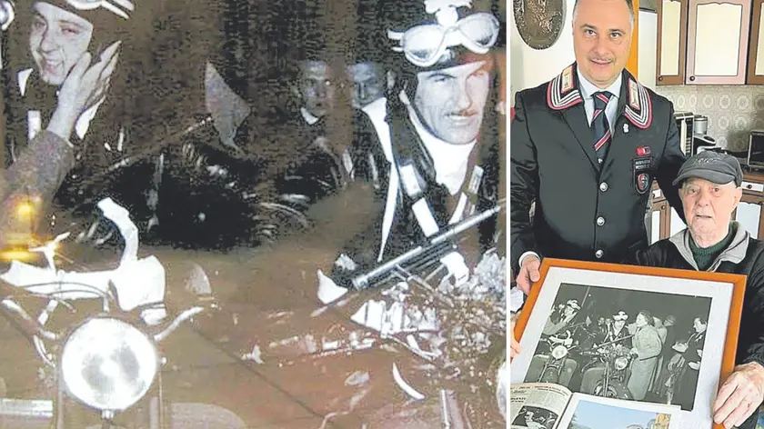 L'appuntato dei carabinieri (a sinistra) mentre entra in motocicletta a Trieste nel 1954; a destra Mario Russi premiato da Roberto Perotti, presidente della sezione Anc di Cordenons