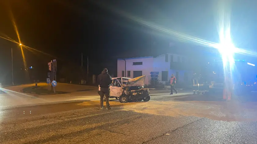 L'incidente a Magnano tra due auto