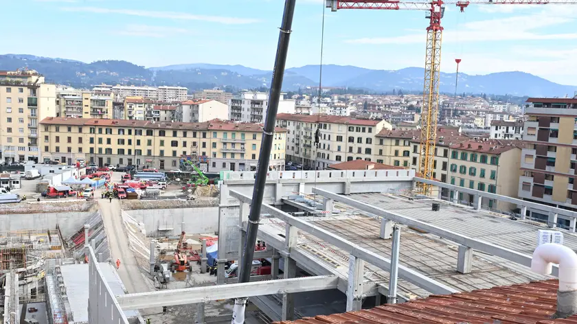 Cantiere Esselunga di via Mariti dopo il crollo si cerca ancora l’ultima vittima Firenze 17Febbraio 2024 ANSA/CLAUDIO GIOVANNINI