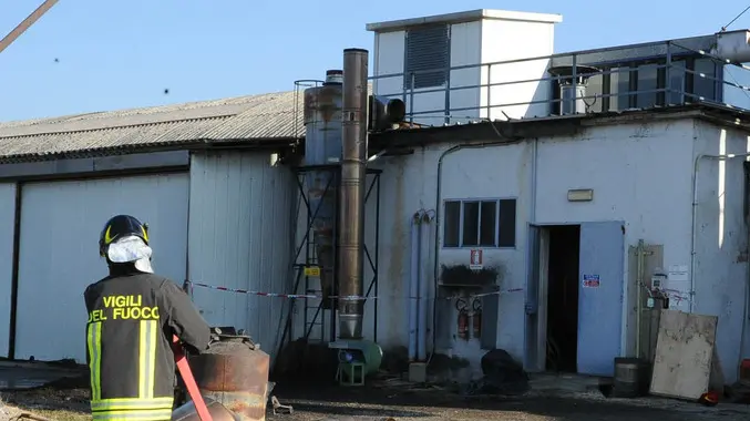 Moimacco 17 Gennaio 2016. Incendio fabbrica Facea. © Foto Petrussi