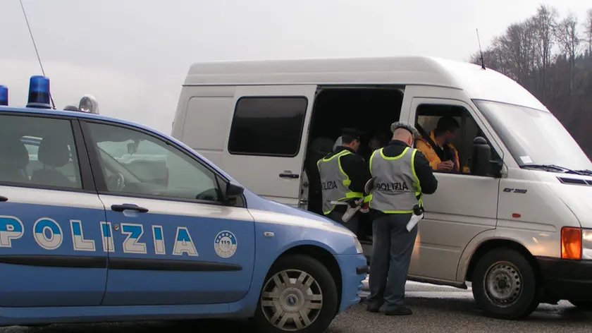 ANTEPRIMA Tarvisio 9 Novembre 2007 controllo al valico
