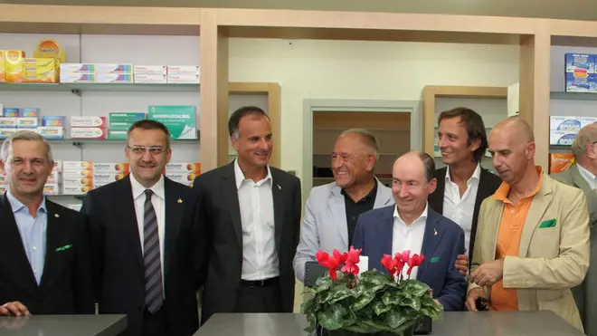 FOTO MISSINATO - TAMAI INAUG.NE FARMACIA