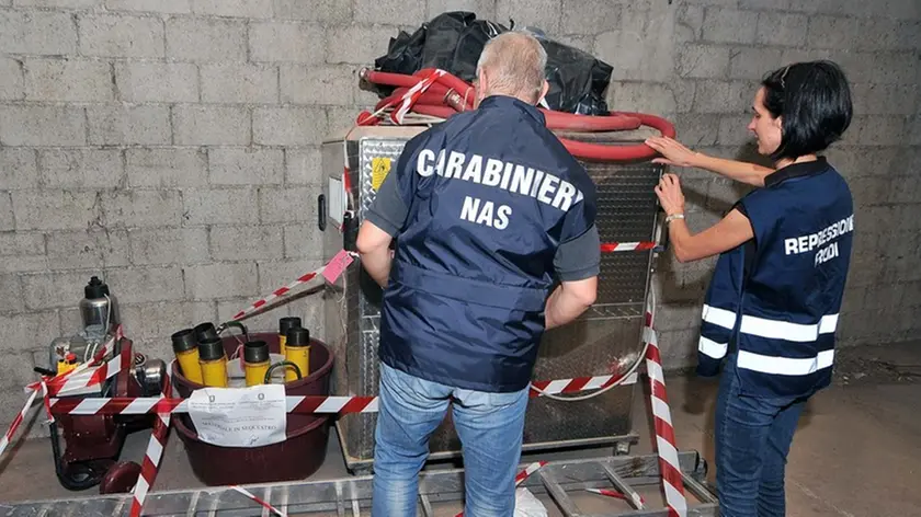 Premariacco 12 settembre 2015.Sauvignon connection controlli del NAS dei Carabinieri all'interno di una ditta in via Bombelli..Copyright Foto Petrussi / Ferraro Simone