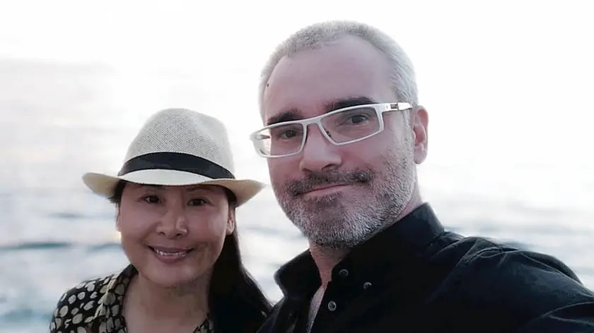 Alessandro Tempo con la moglie a Shanghai, durante il lockdown ha preparato anche la polenta friulana