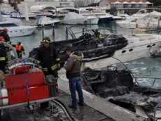 Lignano 23 Marzo 2013. Incendio barche a Marina 1. Telefoto copyright Petrussi Foto Press