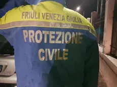 Oltre ai vigili del fuoco, sono intervenuti anche gli uomini della Protezione civile regionale (foto tratta dal sito della Pc Fvg)