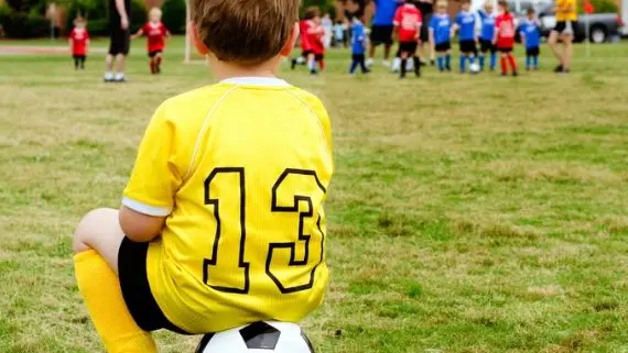 Marco (nome di fantasia) abita in provincia di Pordenone, ha 9 anni e gioca a calcio