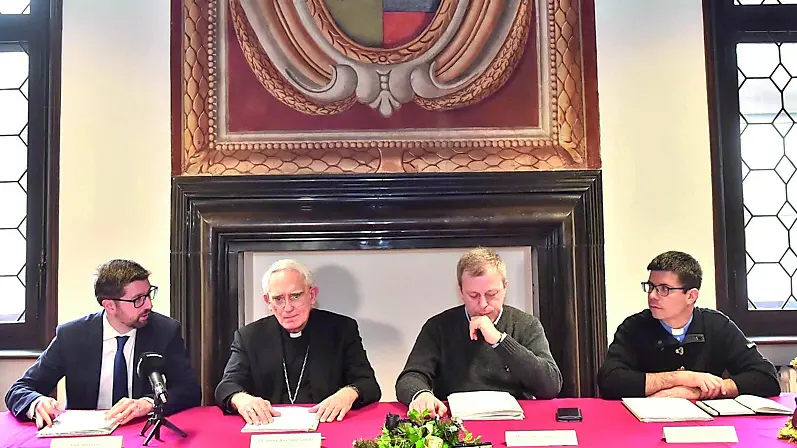 Giovanni Lesa, l’arcivescovo Riccardo Lamba, monsignor Loris Della Pietra e don Daniele Morettin (foto Petrussi)