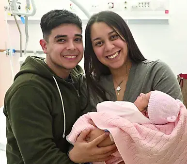 Luna Gabriela Diaz con mamma e papà (foto Petrussi)