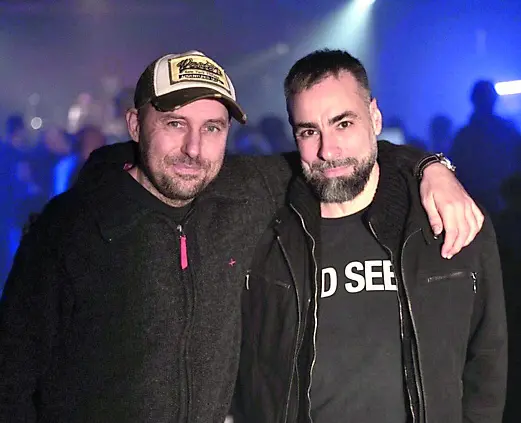 Da sinistra, Martin Turk e Fabrizio Bozzetti sul set (foto Željko Stevanić)