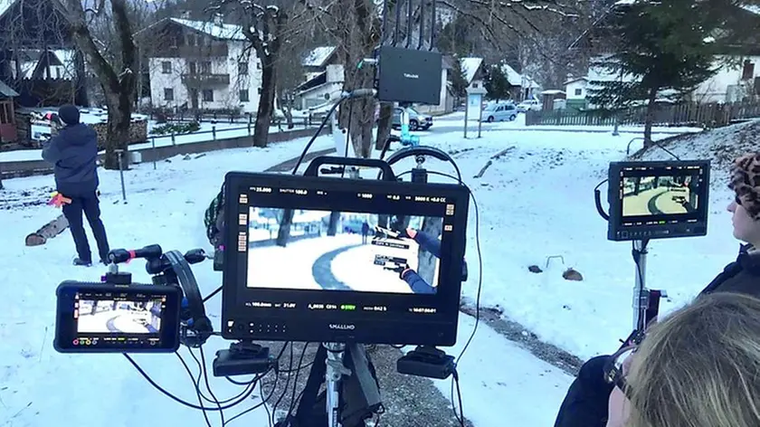 Un momento delle riprese del film nel Tarvisiano