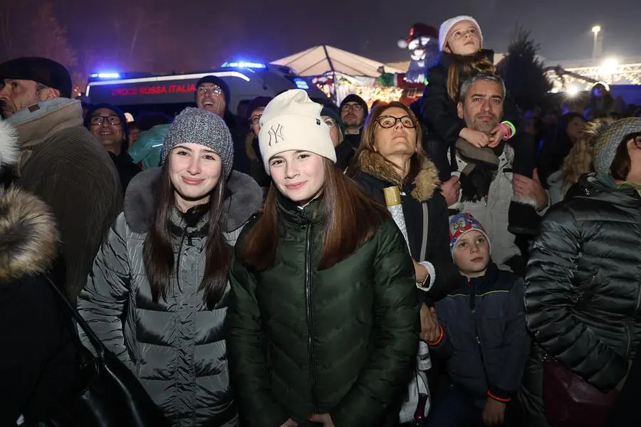 Più di tremila persone hanno partecipato alla grande festa che si è tenuta in piazza Primo Maggio a Udine (Foto Petrussi)
