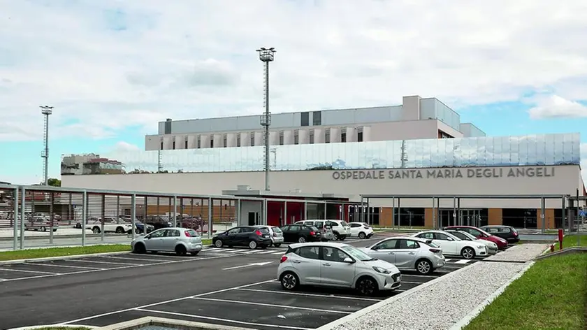 Una veduta dell’ingresso del nuovo ospedale Santa Maria degli Angeli di Pordenone