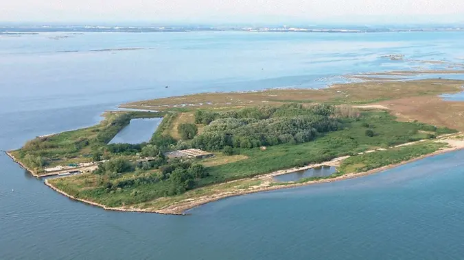 Tra le principali vendite all’asta a Udine c'è stata anche l’isola delle Conchiglie a Lignano