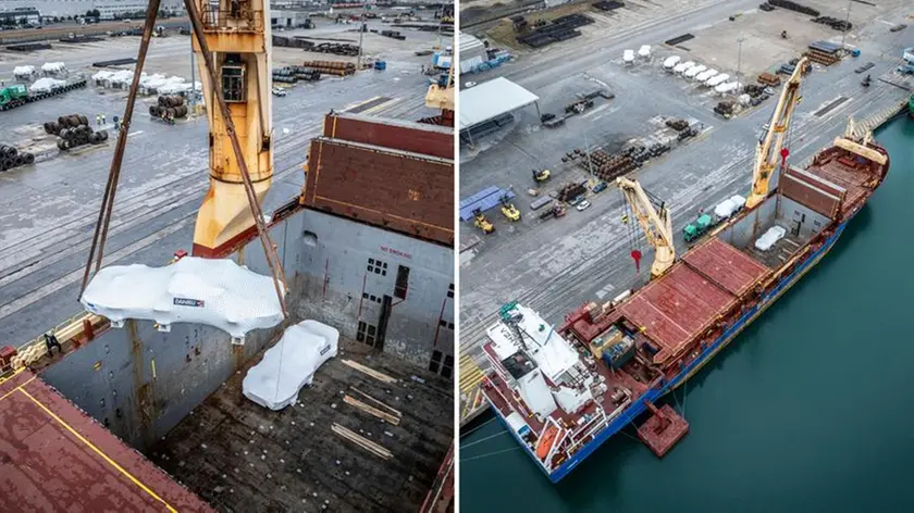 Le operazioni di imbarco a Porto Nogaro