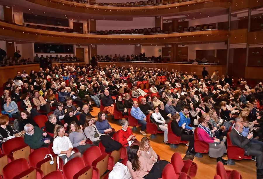 Dalla cerimonia di Aned al parco della Rimembranza fino alla consegna delle medaglie d'onore ai familiari degli internatati militari dopo l'Armistizio in Prefettura e al concerto al Giovanni da Udine. Ecco le immagini della ricorrenza in città. Foto Petrussi