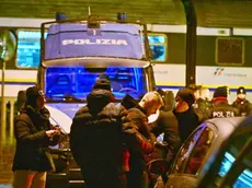 La polizia in stazione a Basiliano (foto Petrussi)