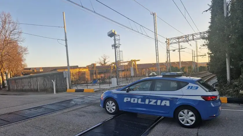 I controlli della polizia nella zone di via Buttrio e via Giulia