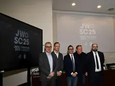 Da sinistra, l'assessore sergio Emidio Bini, il governatore Massimiliano Fedriga, il vicepresidente del Consilio regionale Stefano Mazzolini, il presidente regionale del Coni Giorgio Brandolin e il direttore di PromoTurismo Fvg Iacopo Mestroni