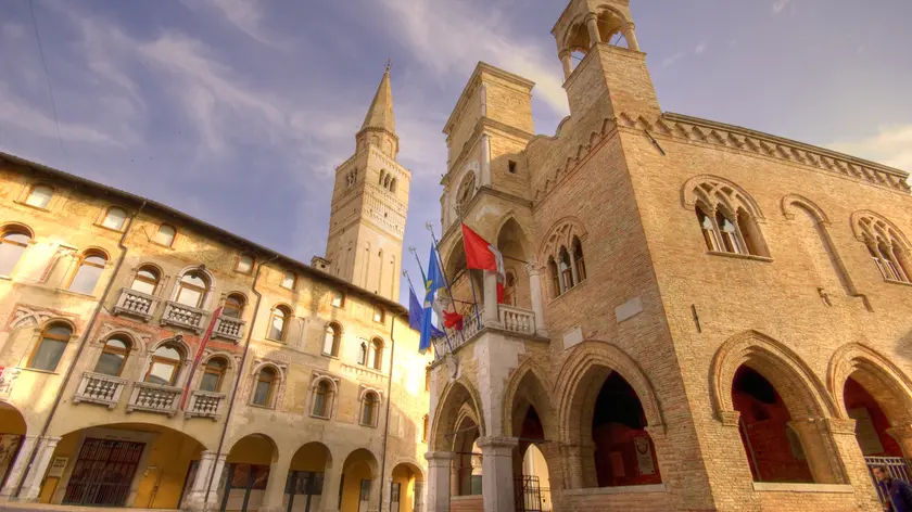 Pordenone: veduta del municipio. Immagine pubblicata il 19.06.2016