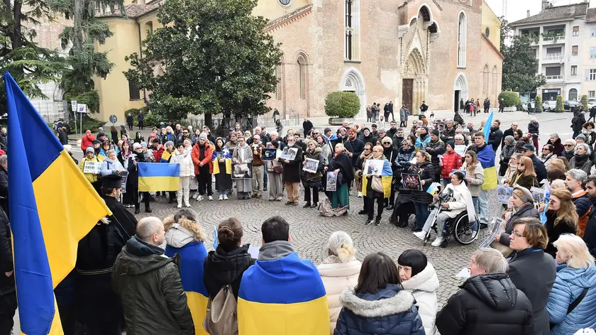 La manifestazione in piazza Duomo a Udine (Petrussi foto)