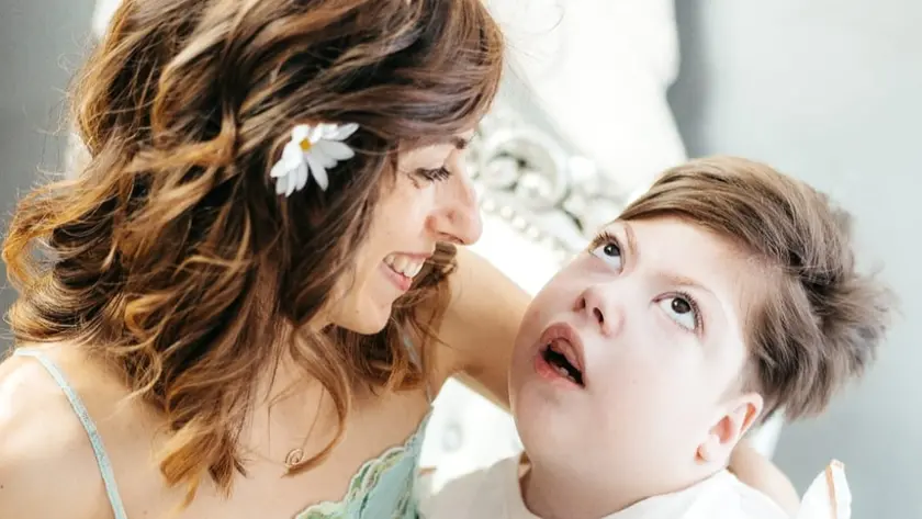 Bernadette, dieci anni, con la mamma Tiziana Ferrara