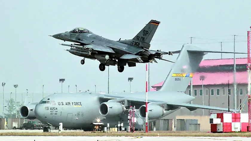 Una veduta della base militare di Aviano in una immagine d’archivio (Foto Stefano Lancia/ANSA)