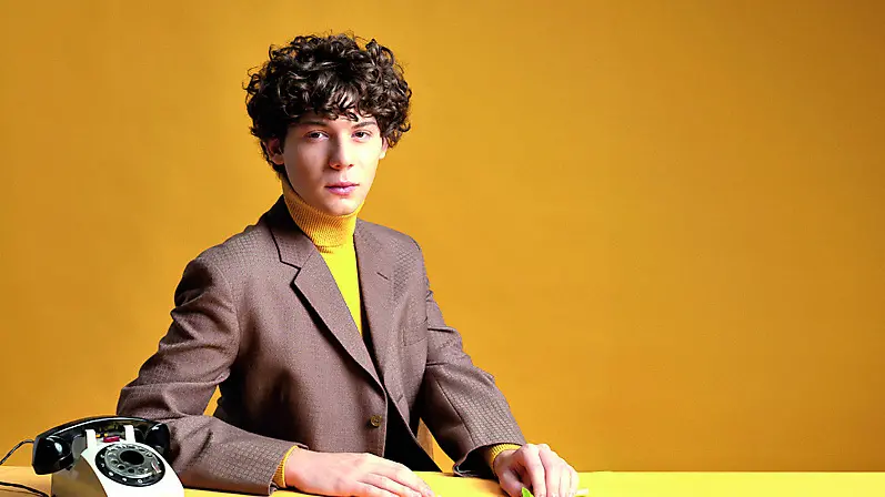 Edoardo Prati venerdì 7 marzo presenterà il suo spettacolo “Cantami d’amore”