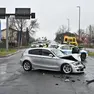 Una delle auto incidentate in via Martignacco