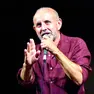Giuseppe Cederna, protagonista della lettura scenica de Il Corvo