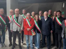I sindaci della Carnia in tribunale a sostegno del collega Andrea Martinis