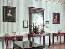 Uno degli interni di Villa de Claricini Dornpacher a Moimacco