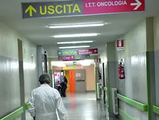 Un camice bianco nella corsia di un ospedale: in tanti hanno lasciato il Fvg