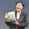 La consegna dei premi a Sylvia Chang e Tony Leung e Tsui Hark