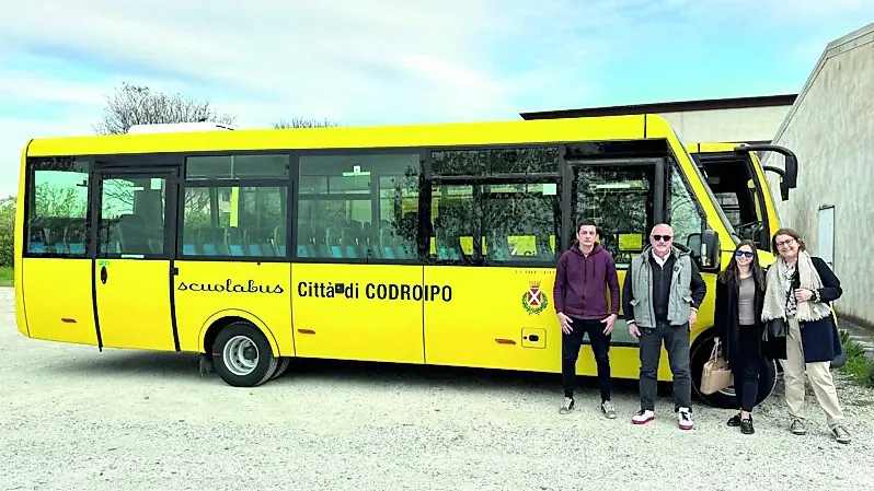 Il nuovo pulmino che potenzierà il servizio di trasporto scolastico a Codroipo