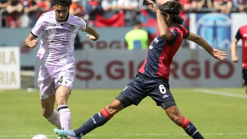 Atta durante la partita di Cagliari. Foto Petrussi