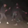 Un frame del video ripreso durante il delitto fuori dalla discoteca a Castelfranco
